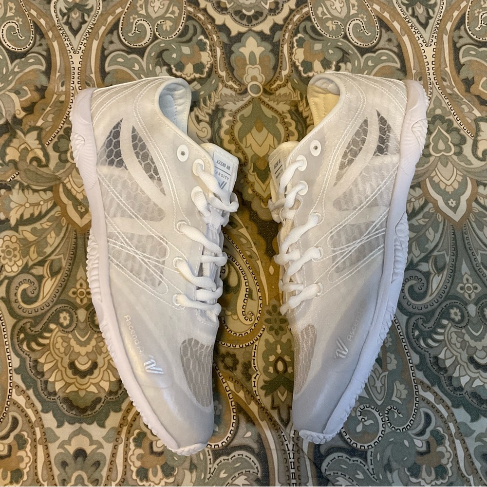 New Varsity Ascend Air Cheerleading Shoes Sz 10 - Picture 5 of 14